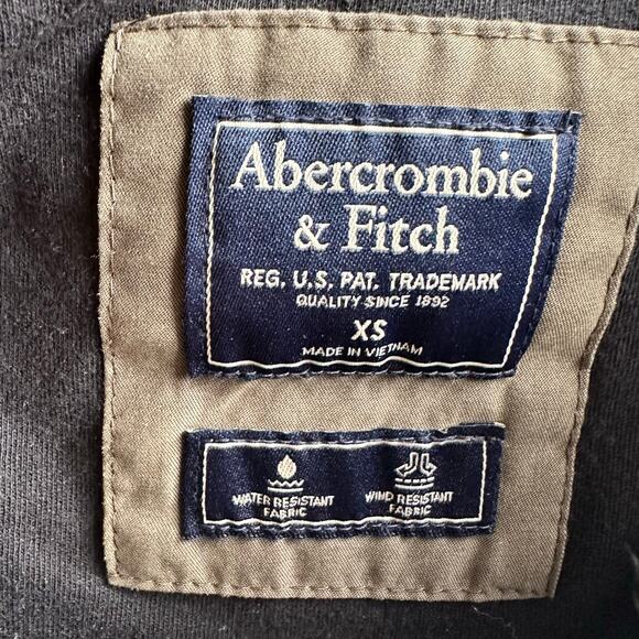 Abercrombie & Fitch Faux Fur Hooded Puffer Parka Jacket - Picture 7 of 9